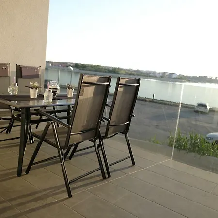 Amazing View נין